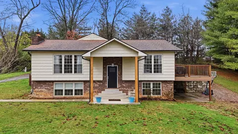 1210 Rowe St, New Tazewell, TN 37825