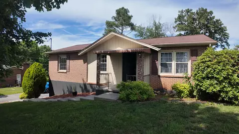 361 Springfield Dr, Bristol, TN 37620