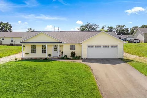 2026 Jonathan Dr, White Pine, TN 37890