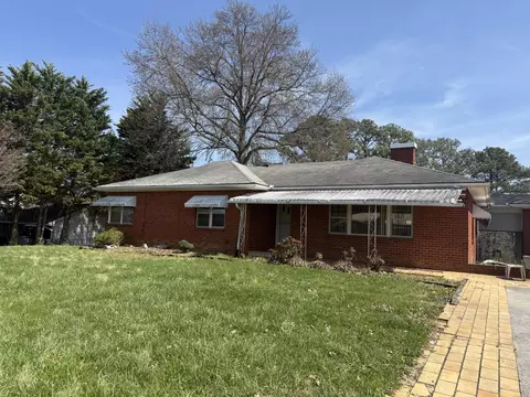 520 Scenic Dr, Morristown, TN 37813