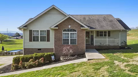 581 Cannon Rd, Jefferson City, TN 37760