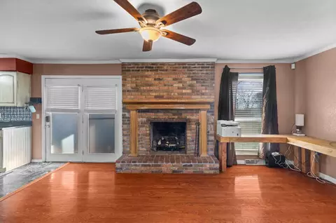 Living - 566 Shaver Dr, Talbott, TN 37877 photo 1 of 2