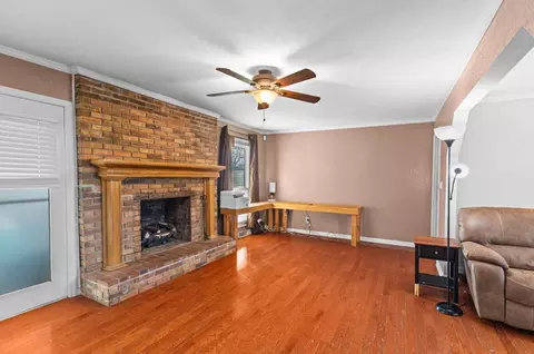 Living - 566 Shaver Dr, Talbott, TN 37877 photo 2 of 2