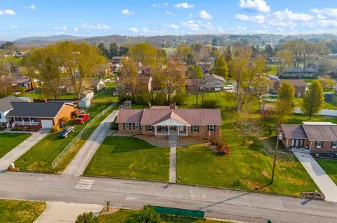 View/Area - 566 Shaver Dr, Talbott, TN 37877 photo 7 of 7