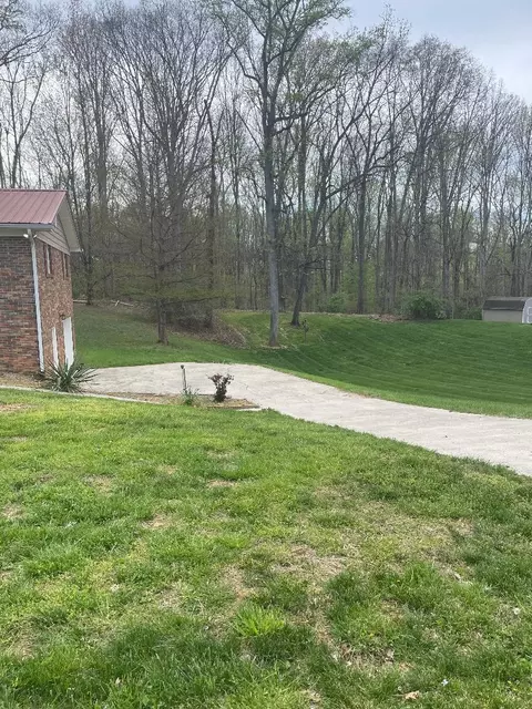 Exterior - 693 Whippoorwill Dr, Talbott, TN 37877 photo 2 of 9