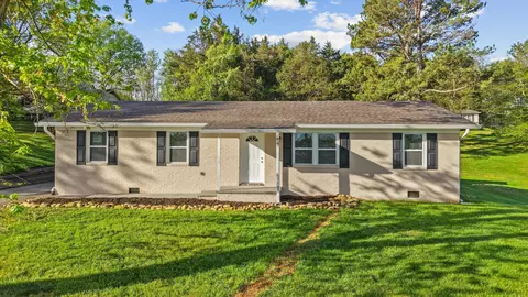 403 Old Dandridge Pike, Strawberry Plains, TN 37871