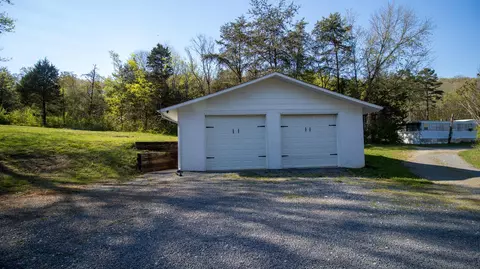 Exterior - 1809 Mansfield Gap Rd, Talbott, TN 37877 photo 5 of 6