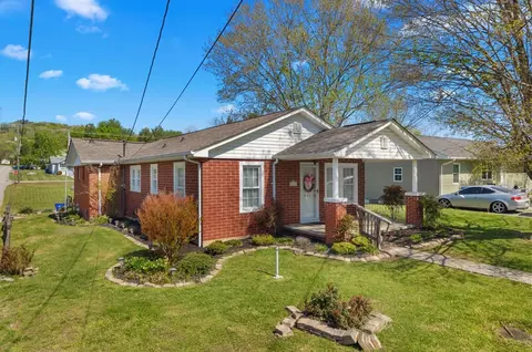 410 Cherokee Ave, Clinton, TN 37716