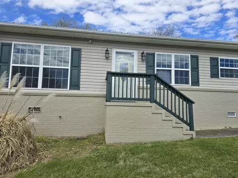 230 English St, Newport, TN 37821