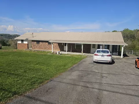 162 Sweeten Rd, Parrottsville, TN 37843