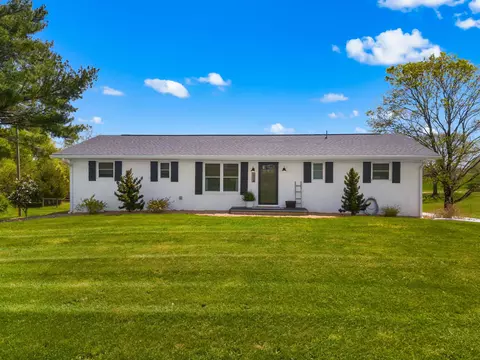 6954 Saint Clair Rd, Whitesburg, TN 37891