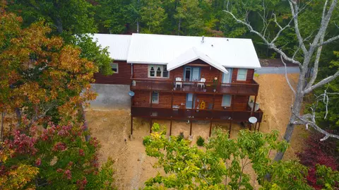1334 Rocky Flts, Cosby, TN 37722