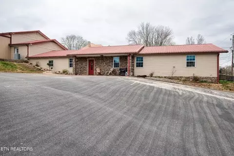 8145 Highway 131, Washburn, TN 37888