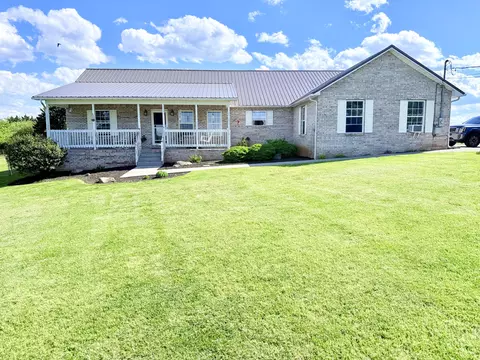 500 Lydia Ln, New Market, TN 37820