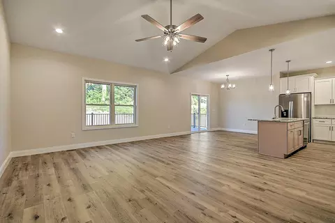 Living - 234 E Ridges Dr #LOT 10, Chuckey, TN 37641 photo 3 of 9