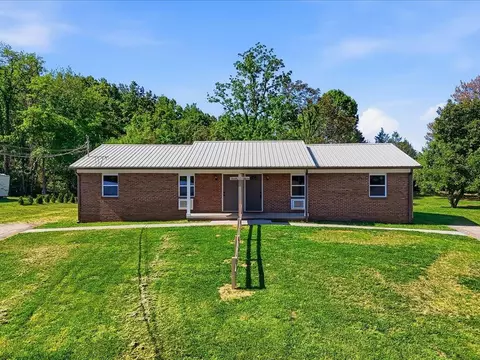 2860 Blue Ridge Dr, Morristown, TN 37814