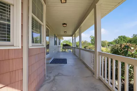 Exterior - 467 Oakmont Rd, Bean Station, TN 37708 photo 5 of 9