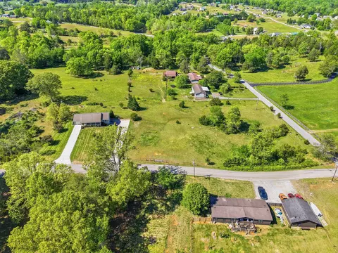View/Area - 467 Oakmont Rd, Bean Station, TN 37708 photo 3 of 10