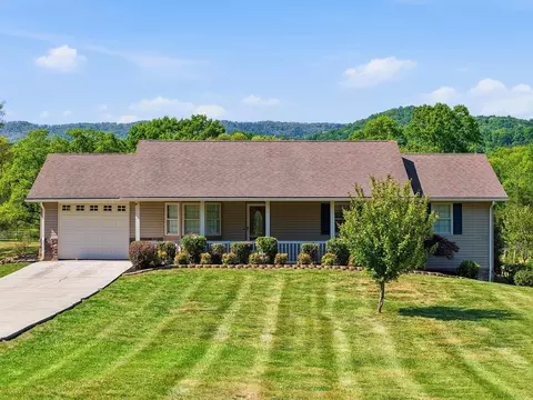 Exterior - 467 Oakmont Rd, Bean Station, TN 37708 photo 1 of 9