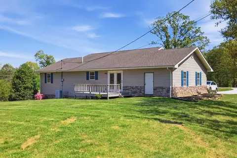 Exterior - 467 Oakmont Rd, Bean Station, TN 37708 photo 2 of 9