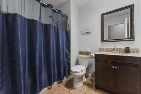 Bath - 214 Barbara Dr, Talbott, TN 37877 photo 1 of 4