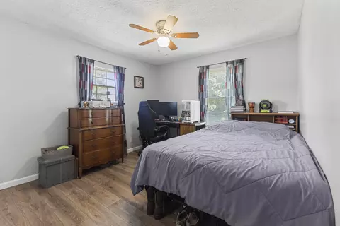 Bedroom - 214 Barbara Dr, Talbott, TN 37877 photo 3 of 6