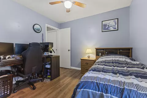 Bedroom - 214 Barbara Dr, Talbott, TN 37877 photo 2 of 6
