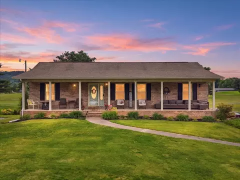 188 Huntsman Ln, Bean Station, TN 37708