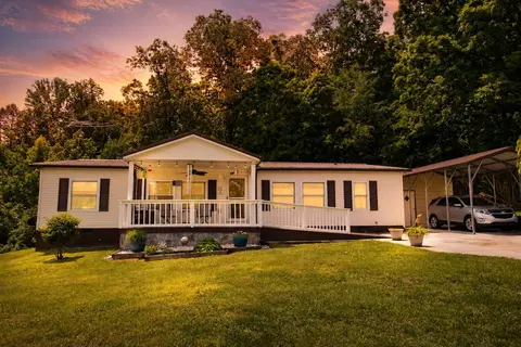 154 Hidden Valley Dr, Dandridge, TN 37725