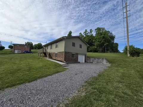 355 Fox Dr, Morristown, TN 37814