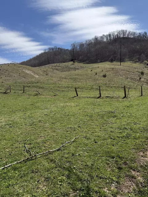 000 Kyles Ford Hwy, Kyles Ford, TN 37765