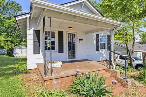 2111 Eastview Ave, Jefferson City, TN 37760