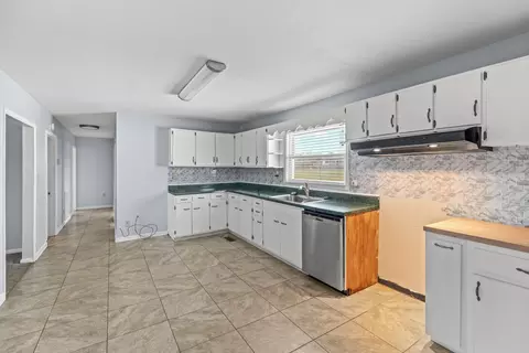 Kitchen - 240 Coffman Rd, Bean Station, TN 37708 photo 1 of 1