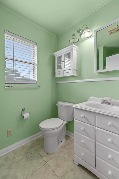 Bath - 240 Coffman Rd, Bean Station, TN 37708 photo 1 of 4