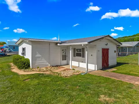 Exterior - 240 Coffman Rd, Bean Station, TN 37708 photo 5 of 9