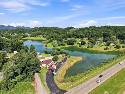 View/Area - 122 Circle Dr, Bean Station, TN 37708 photo 1 of 19