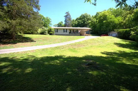 724 Lower Quarry Rd, Newport, TN 37821