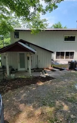 217 Glen Spoons Rd, Mooresburg, TN 37811