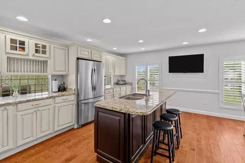 Kitchen - 1470 Main St, White Pine, TN 37890 photo 3 of 4
