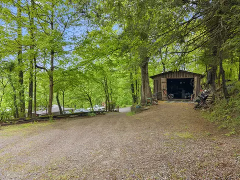Exterior - 185 Trinity, Harrogate, TN 37752 photo 10 of 13