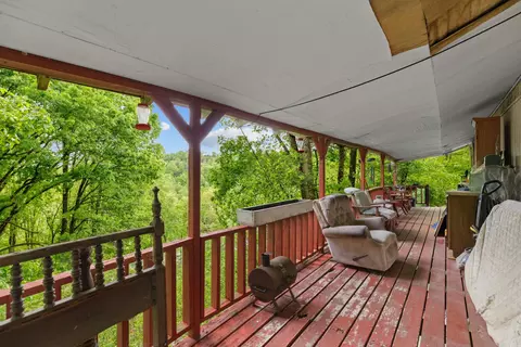 Exterior - 185 Trinity, Harrogate, TN 37752 photo 6 of 13