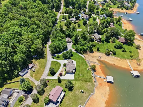 View/Area - 7574 W Pierce Dr, Talbott, TN 37877 photo 8 of 9