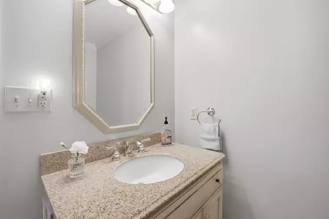 Bath - 7574 W Pierce Dr, Talbott, TN 37877 photo 1 of 4