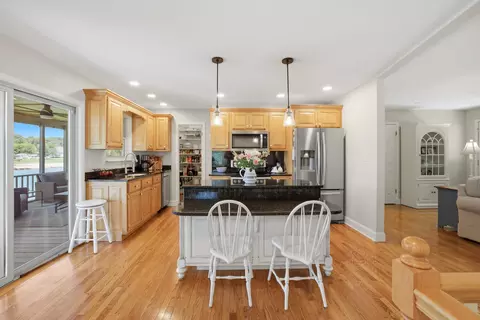 Kitchen - 7574 W Pierce Dr, Talbott, TN 37877 photo 2 of 7