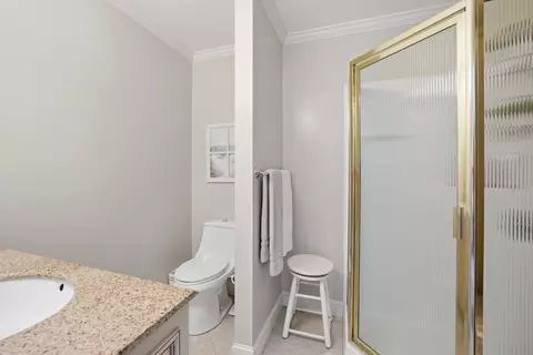 Bath - 7574 W Pierce Dr, Talbott, TN 37877 photo 2 of 4