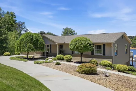 Exterior - 7574 W Pierce Dr, Talbott, TN 37877 photo 1 of 10