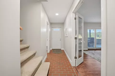 Entry Way - 7574 W Pierce Dr, Talbott, TN 37877 photo 2 of 5