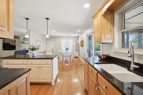 Kitchen - 7574 W Pierce Dr, Talbott, TN 37877 photo 6 of 7