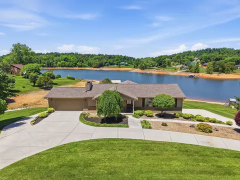 7574 W Pierce Dr, Talbott, TN 37877