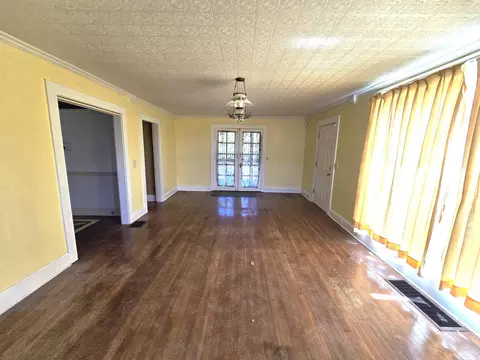 Living - 1206 E Highway 11 E, Talbott, TN 37877 photo 2 of 3